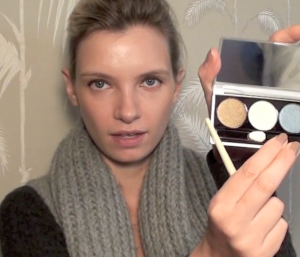 a model recommends dior autumn beauty