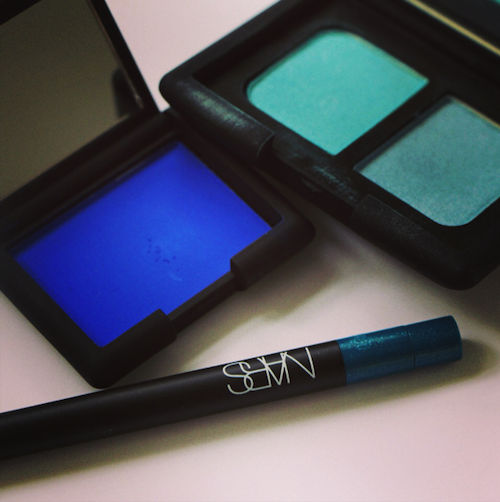 nars blue shadow