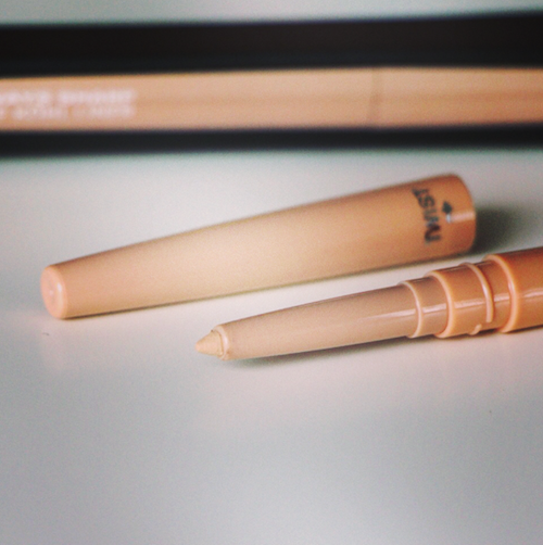 makeup review nude liner