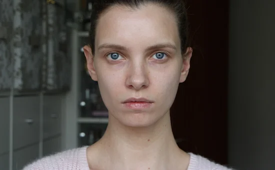 ruth crllly model face makeup