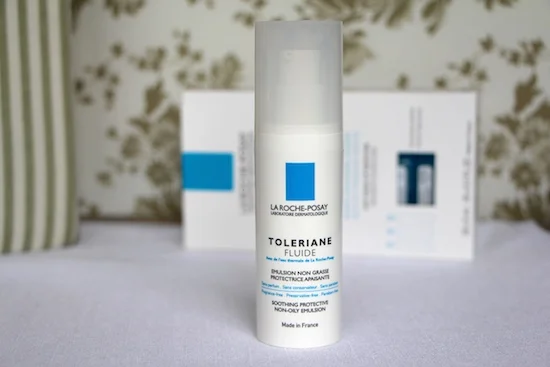 A Brilliant Light Moisture Fluid for Oily and Combination Skin.