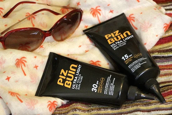 Dry Touch, Tropical-Scented Sun Protection: This Makes Me Happy!