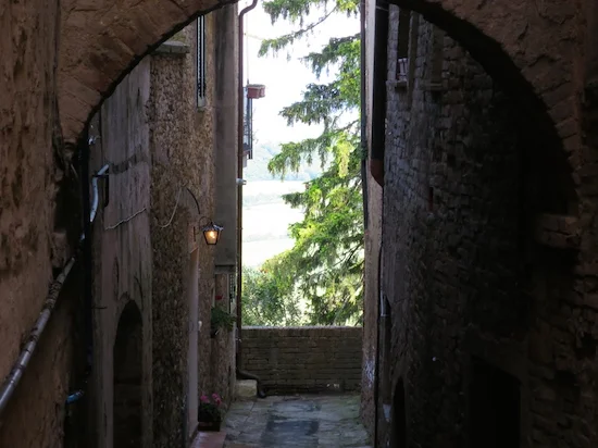 narrow street in montepulciano tuscany