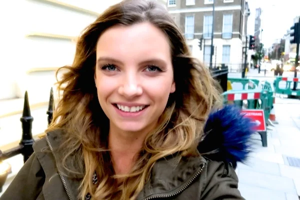 ruth crilly model vlogger