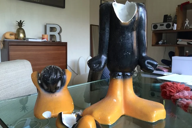 retro daffy duck statue