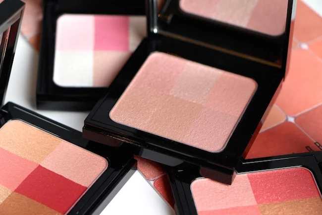 Bobbi Brown Brightening Brick Review