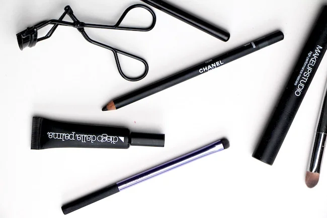 The Genius Brush That Will Change Your Smokey Eye Forever!