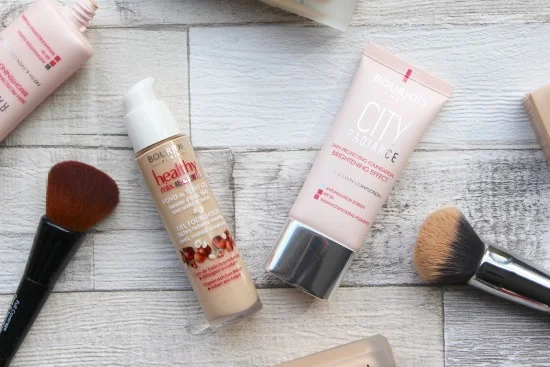 Bourjois Foundations: Healthy Mix vs City Radiance