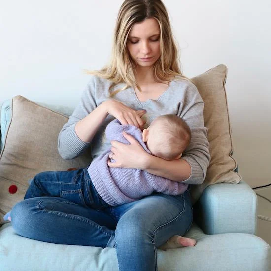 breastfeeding baby 