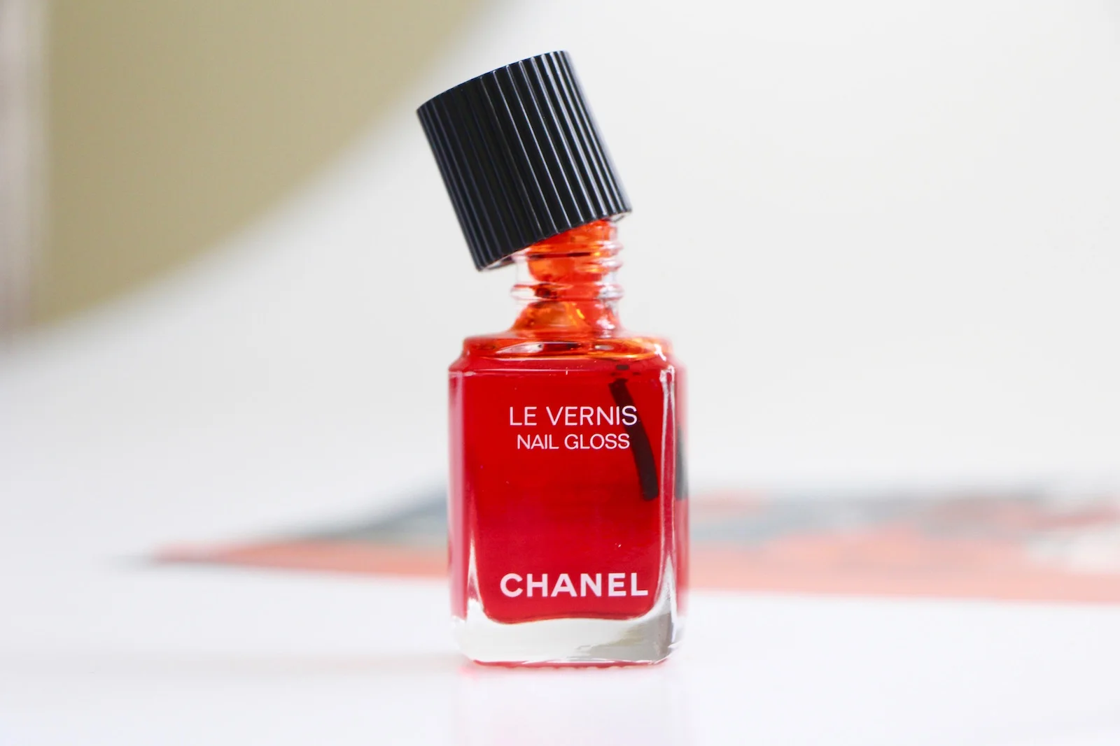 Chanel Nail Gloss: Get On My Hands