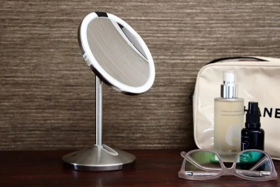 simplehuman sensor 10x magnifying mirror review