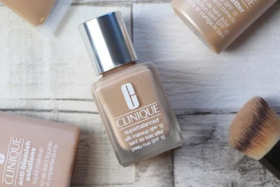 clinique superbalanced foundation review