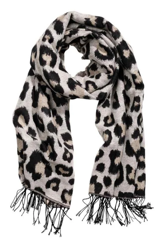 hm leopard print scarf