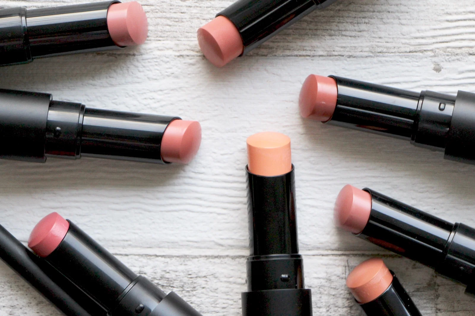 bareMinerals Gen Nude Radiant Lipstick Review