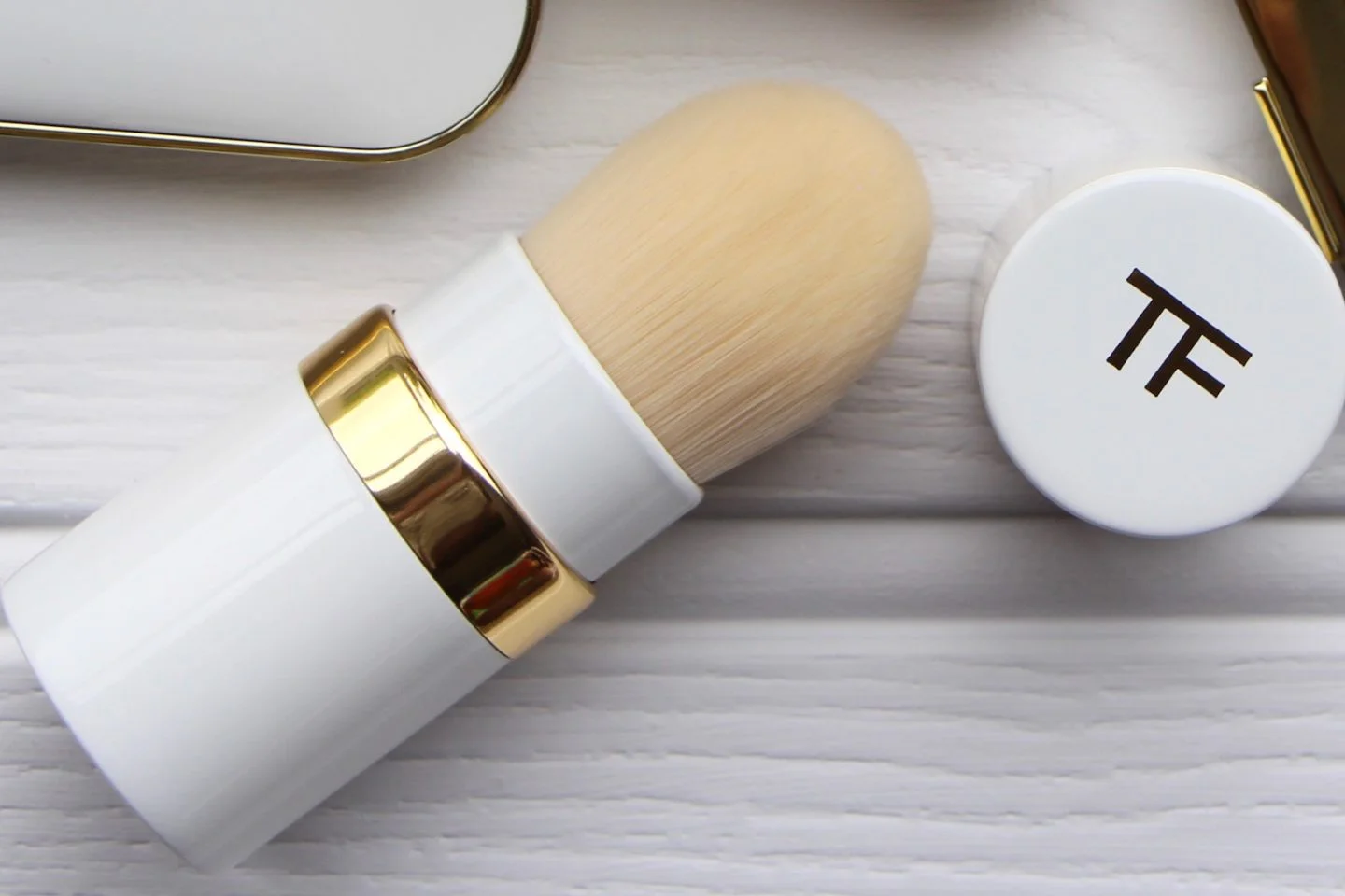 tom ford soleil bronzing brush