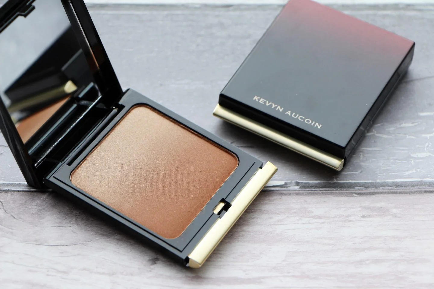 Kevyn Aucoin The Celestial Bronzing Veil