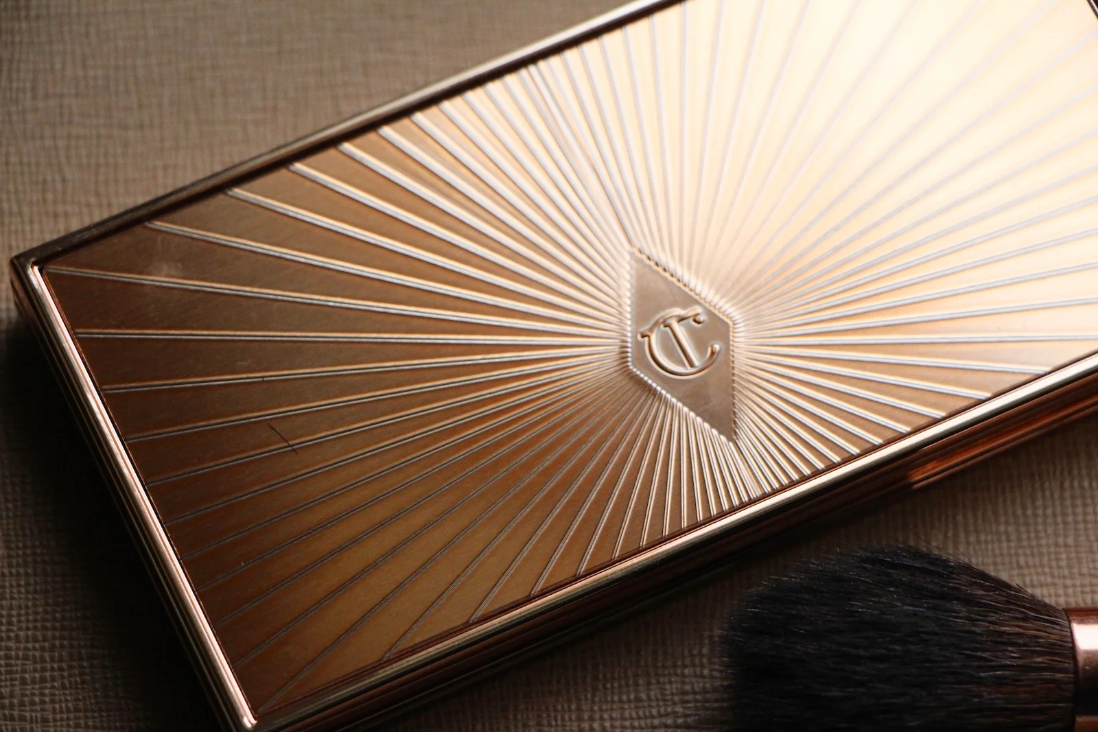 charlotte tilbury filmstar bronze and glow review