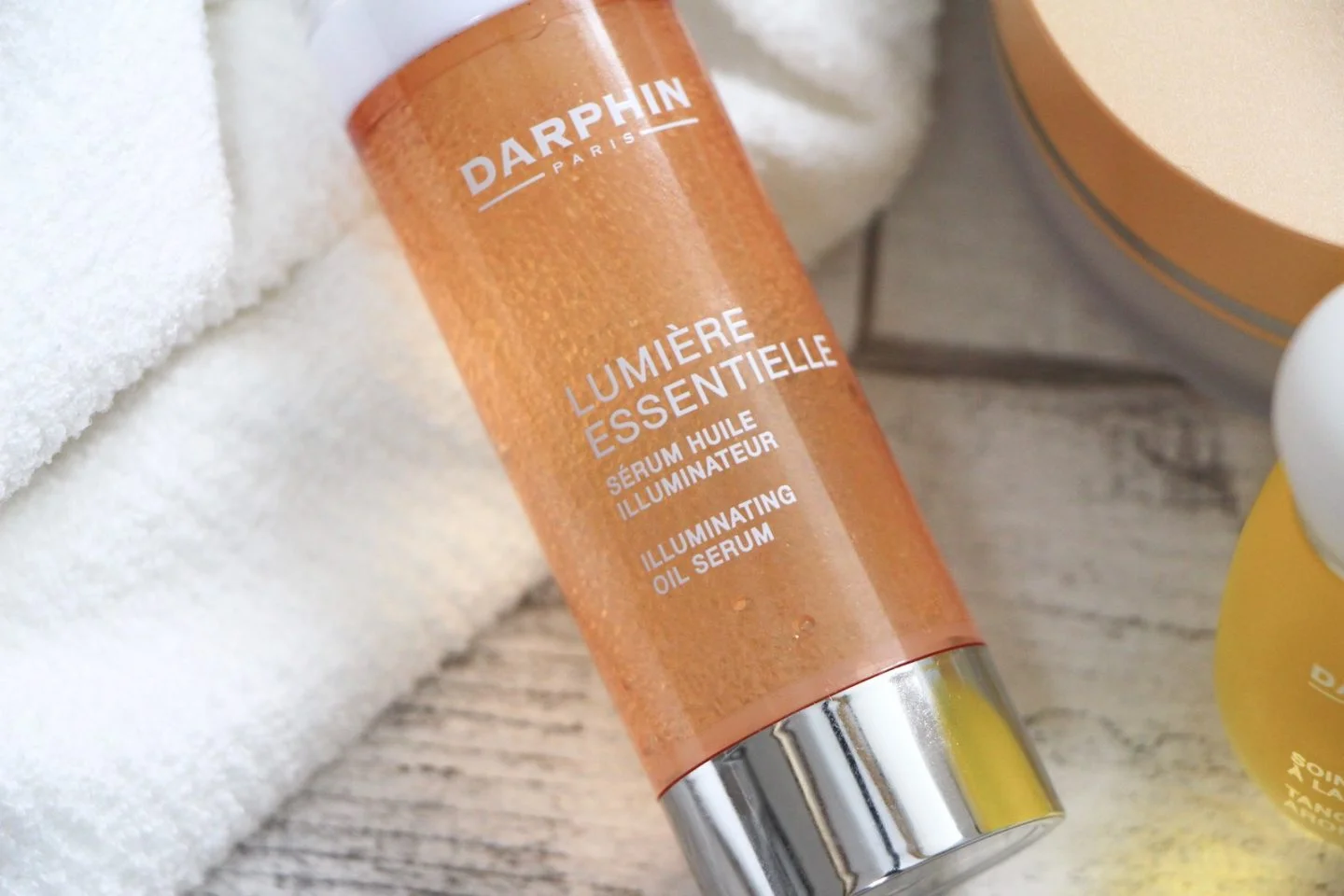 darphin lumiere essentielle range