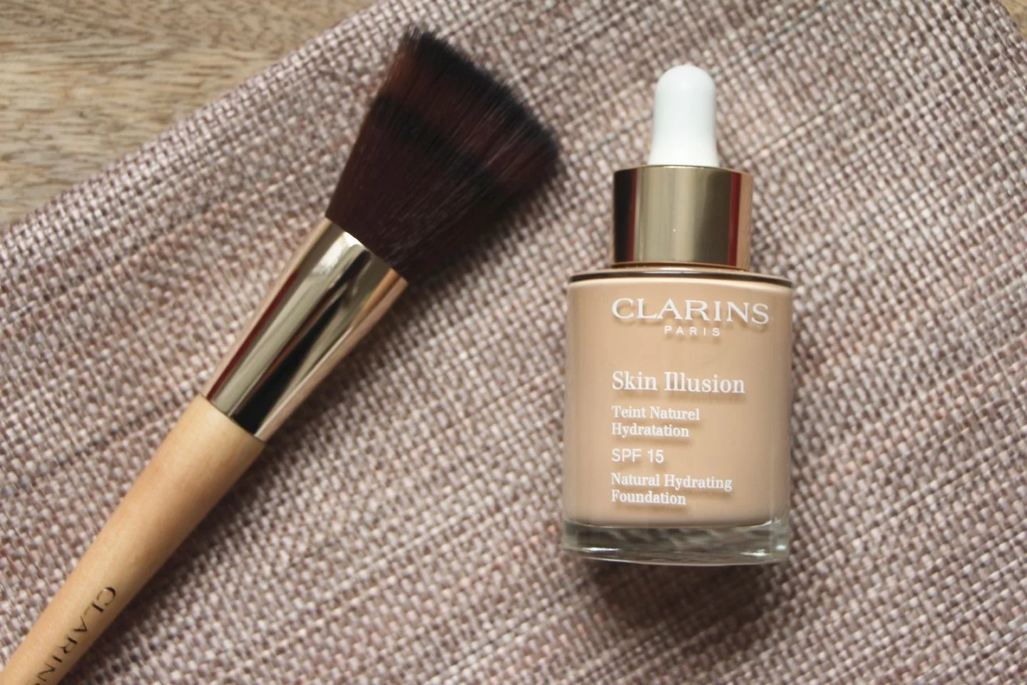 Clarins Skin Illusion foundation review