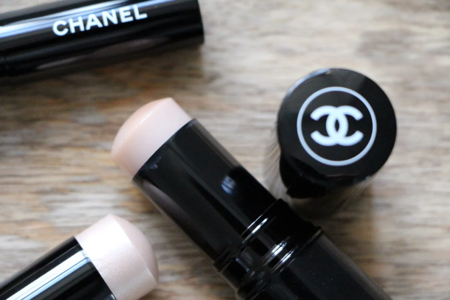 Chanel Baume Essentiel Review