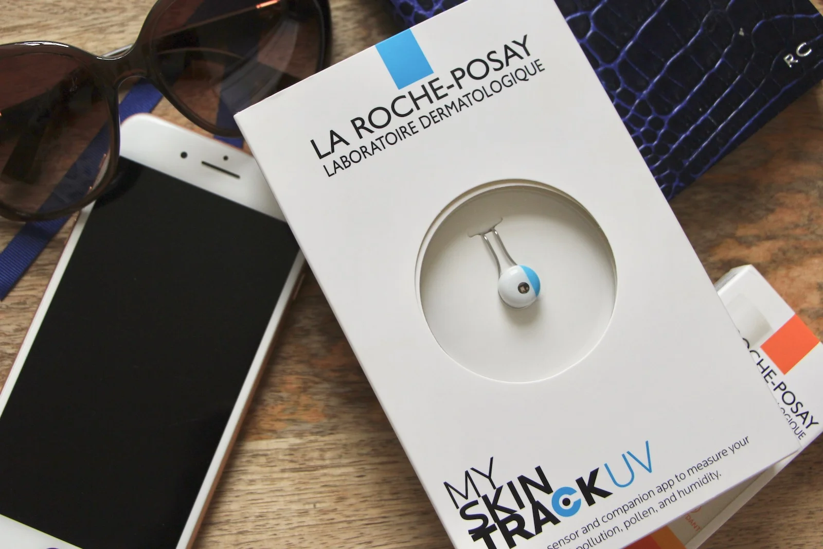 la roche-posay my uv wearable sensor