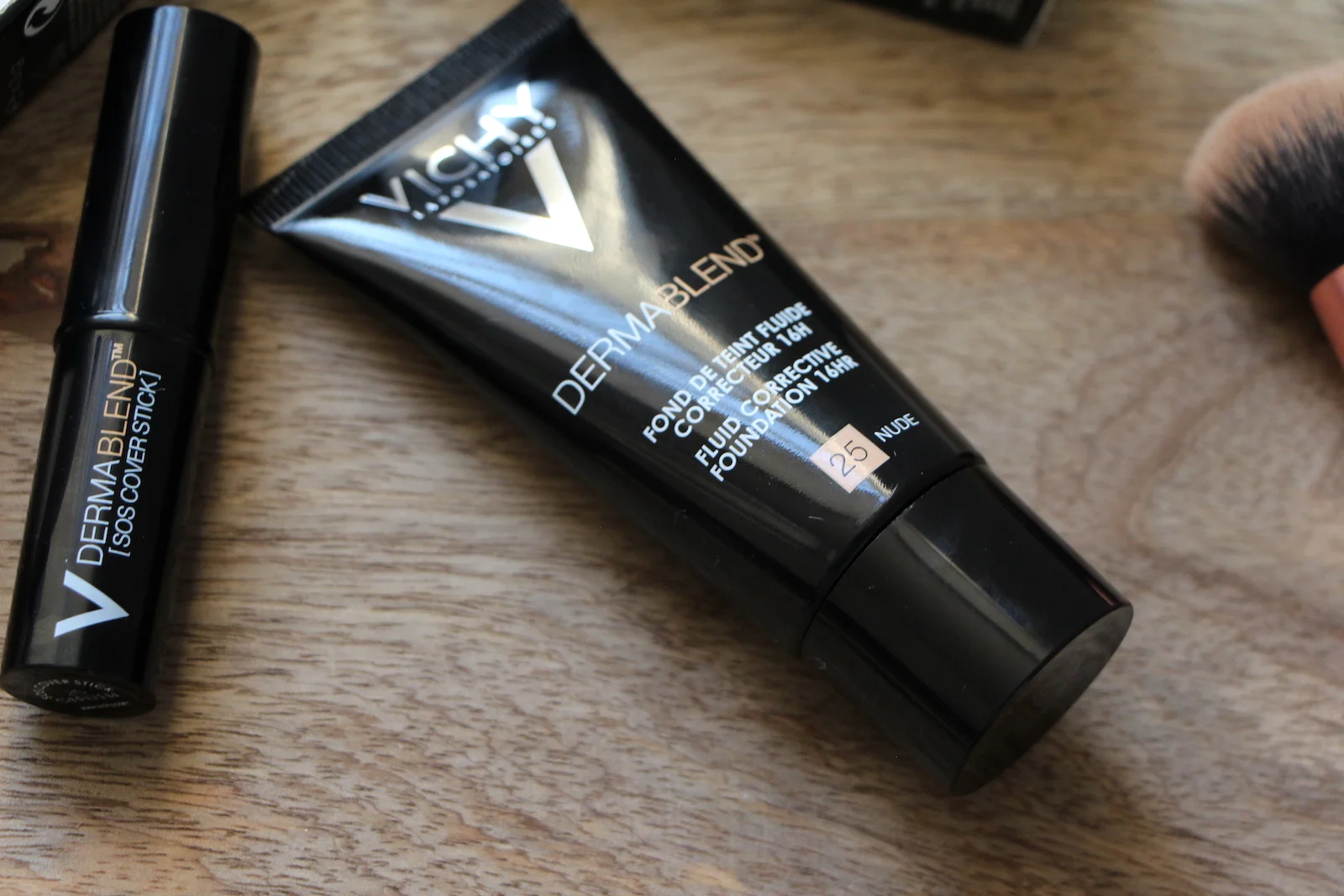 Foundation Review: Vichy Dermablend